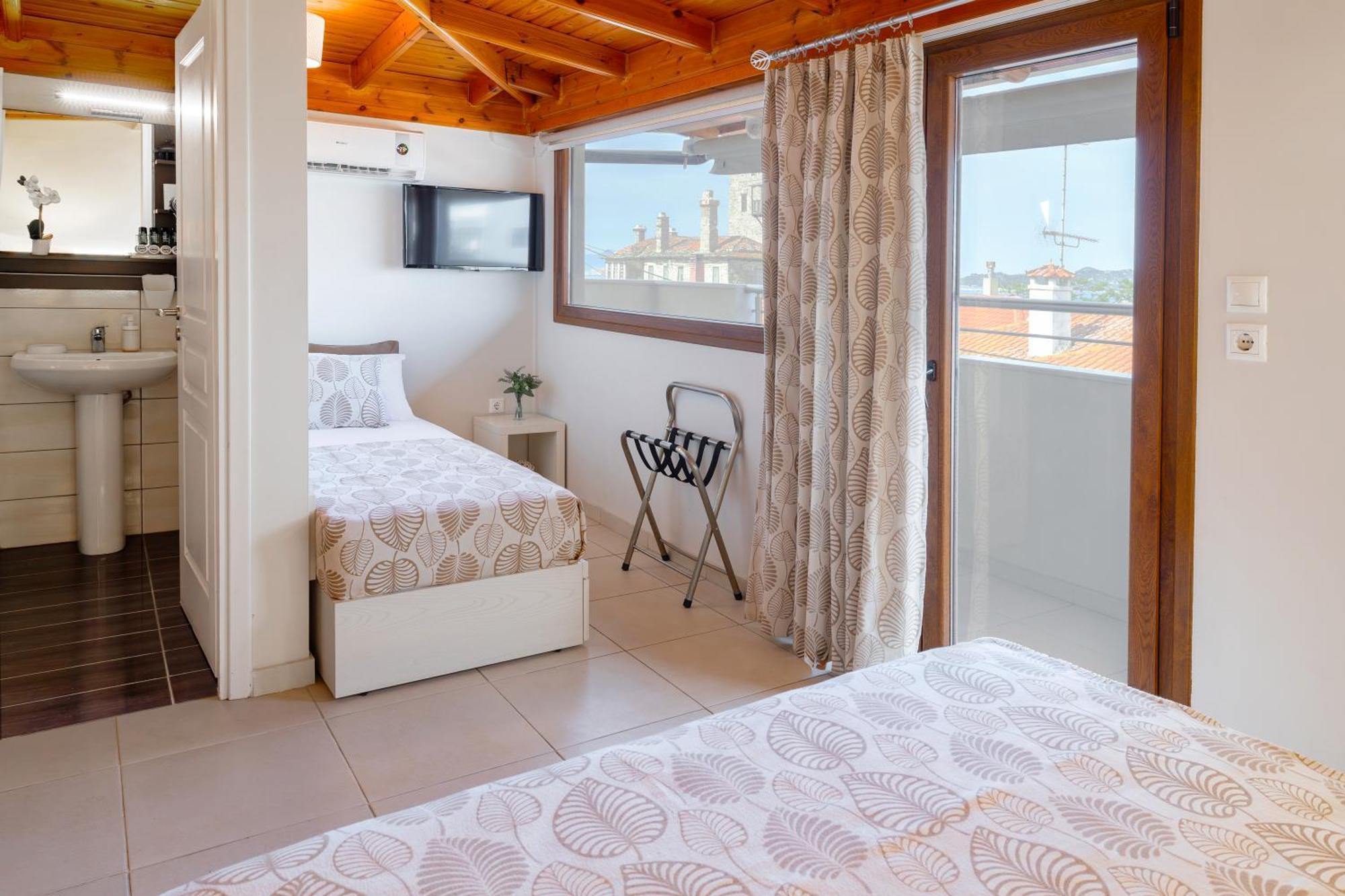 Athos Guest House Pansion Ouranoupoli Eksteriør billede